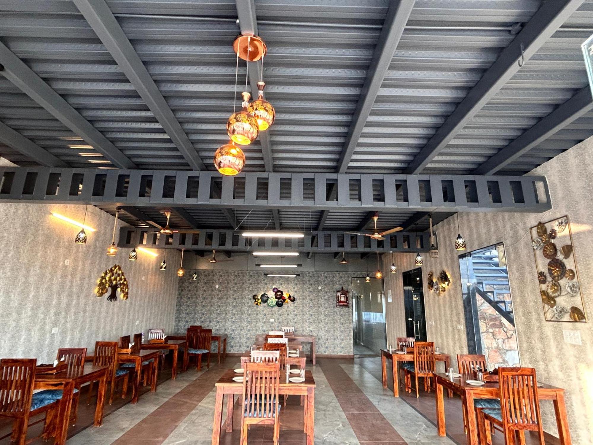 Royal Rajasthan Resort Sikar Экстерьер фото
