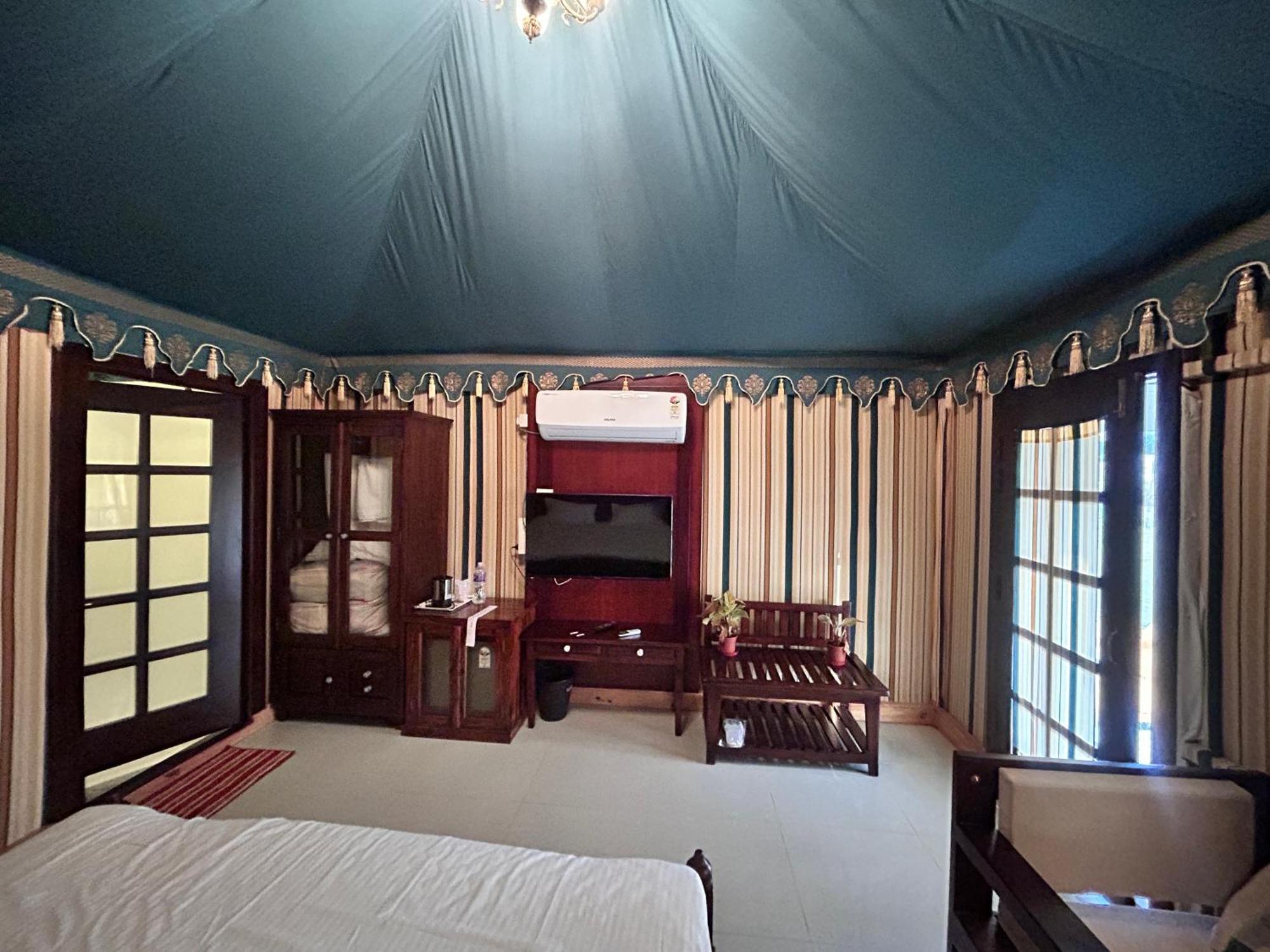 Royal Rajasthan Resort Sikar Экстерьер фото