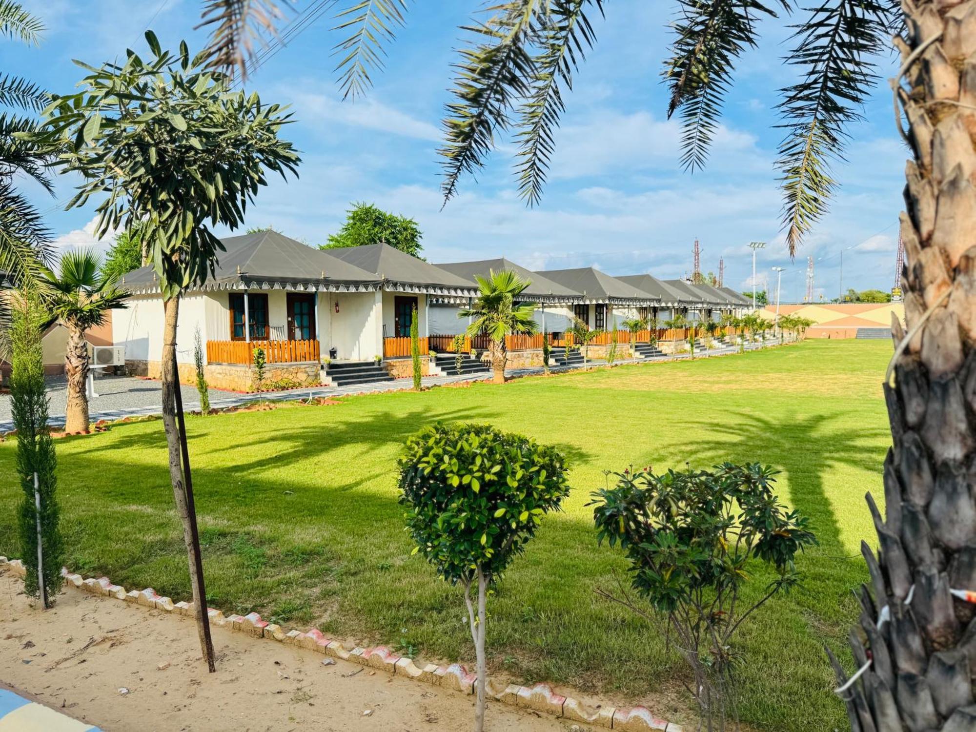 Royal Rajasthan Resort Sikar Экстерьер фото