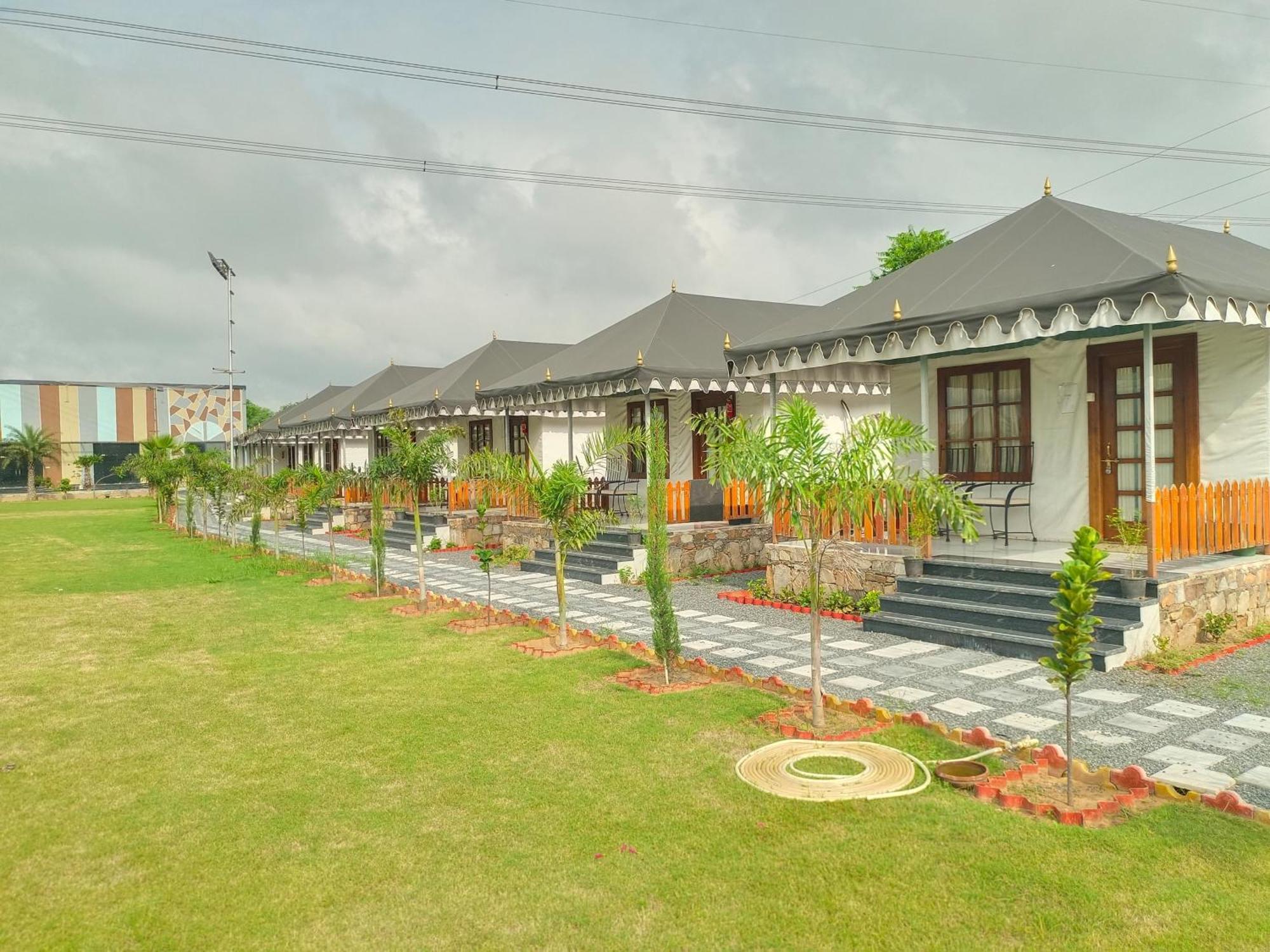 Royal Rajasthan Resort Sikar Экстерьер фото