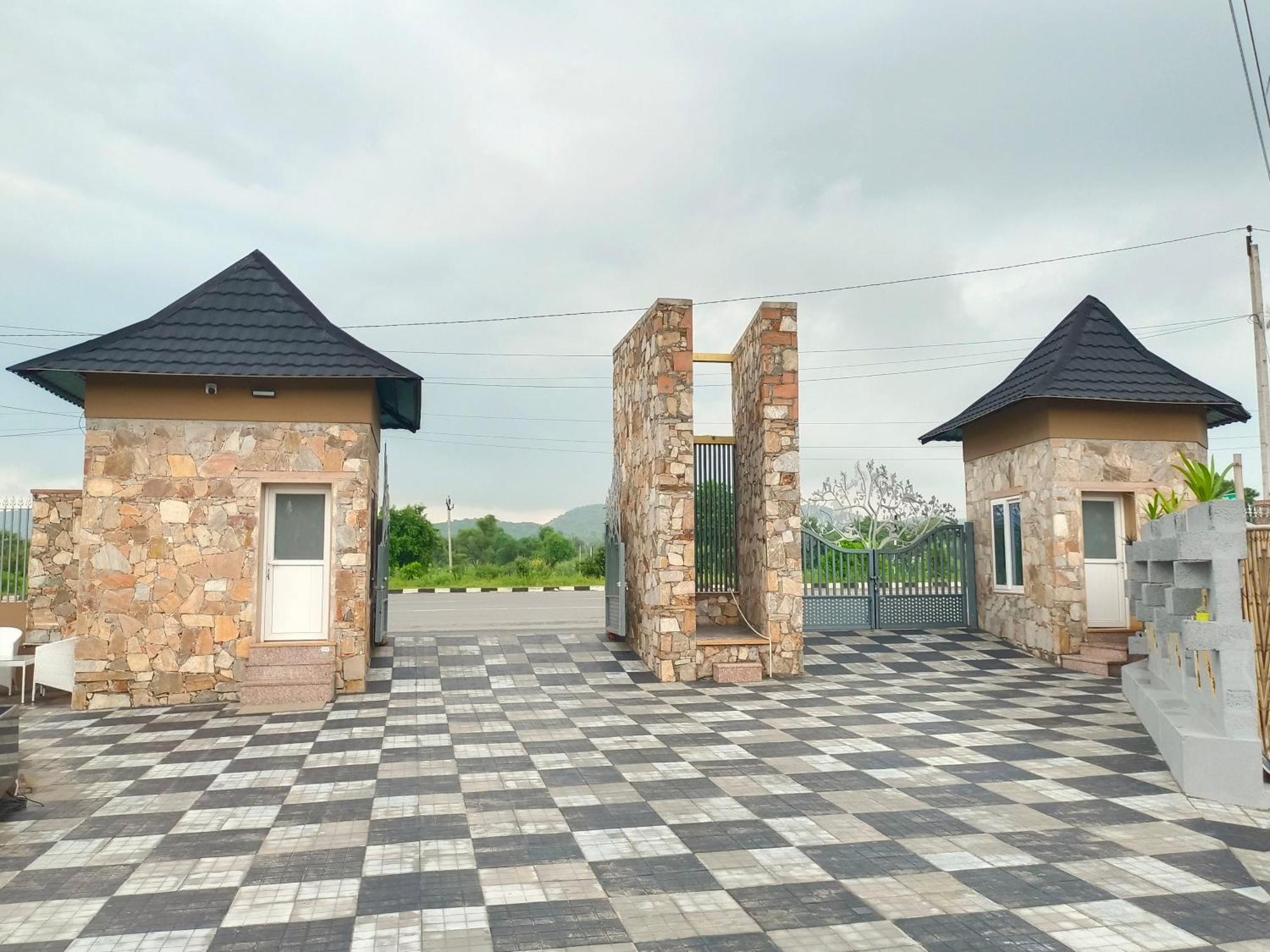 Royal Rajasthan Resort Sikar Экстерьер фото